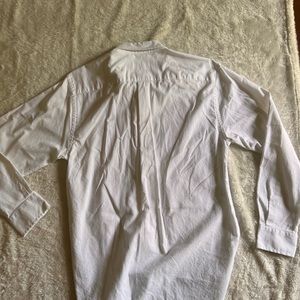 Vineyard Vines Men’s Small white dress shirt